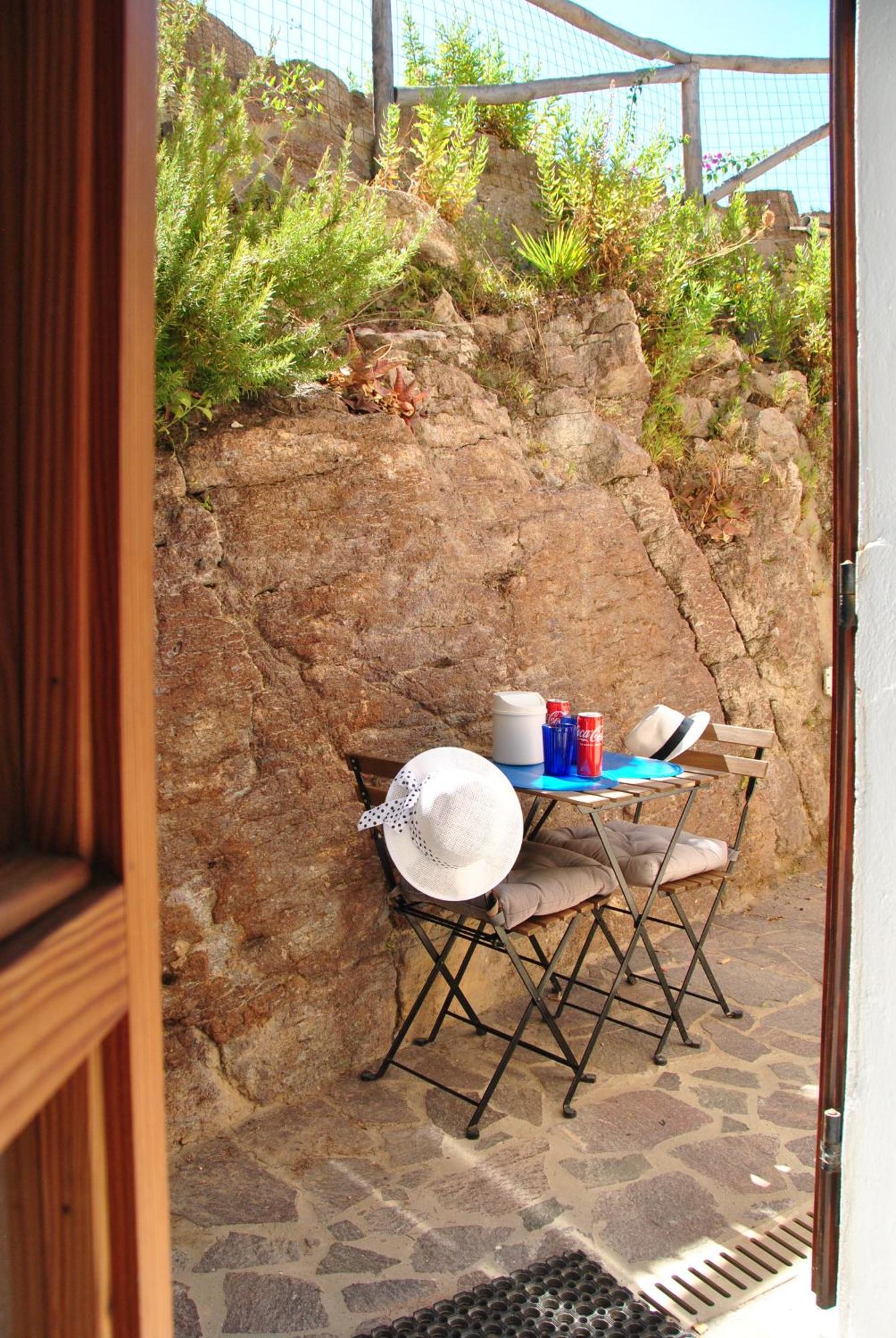 Casa Vacanze Casti - 41 Calasetta Exteriér fotografie